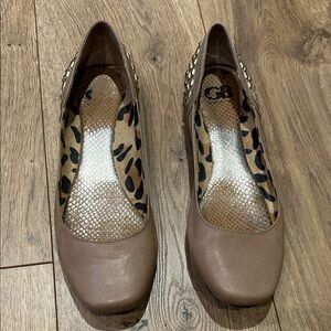 GB Gianni Bini leather studded ballet flats